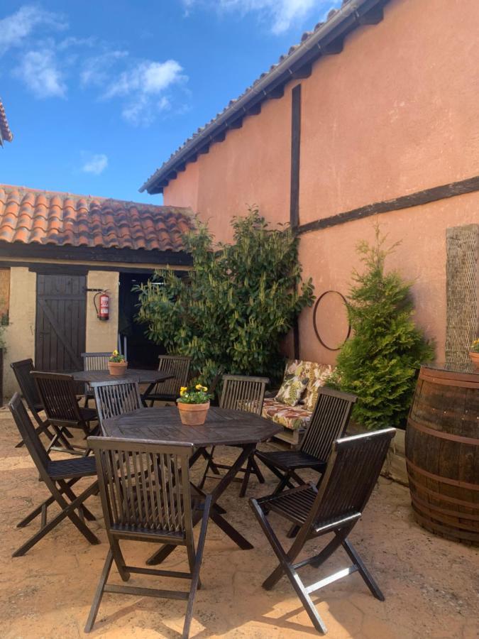 Casa Rural Dos Reales San Cristobal de Boedo Екстер'єр фото