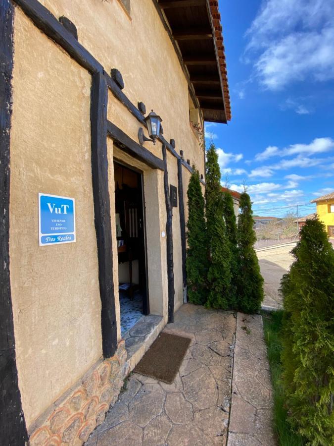 Casa Rural Dos Reales San Cristobal de Boedo Екстер'єр фото