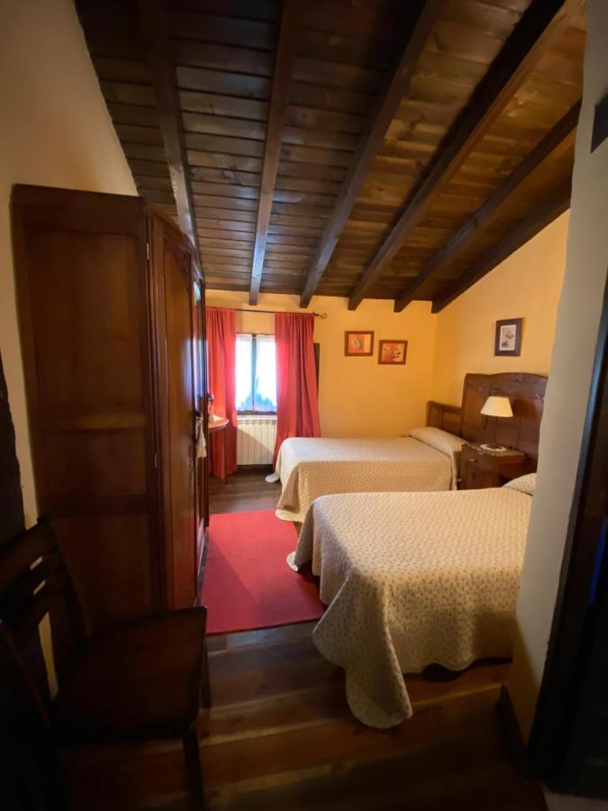 Casa Rural Dos Reales San Cristobal de Boedo Екстер'єр фото