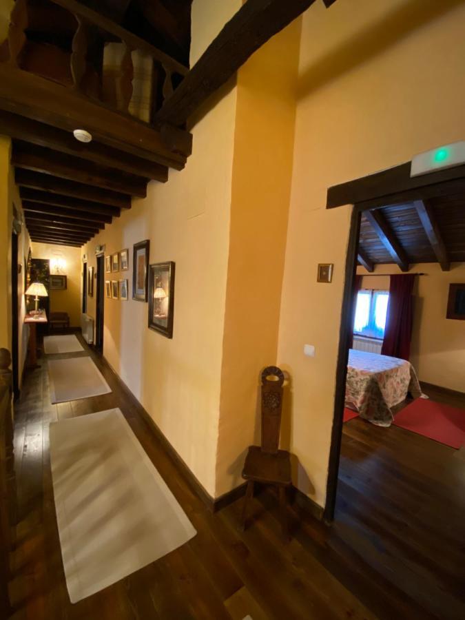 Casa Rural Dos Reales San Cristobal de Boedo Екстер'єр фото