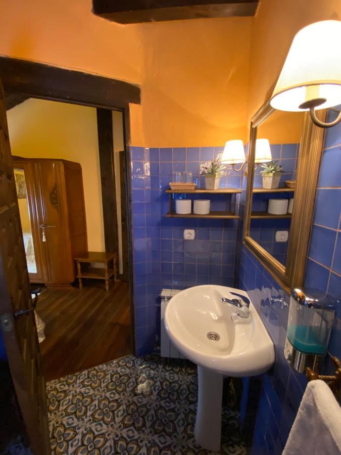 Casa Rural Dos Reales San Cristobal de Boedo Екстер'єр фото