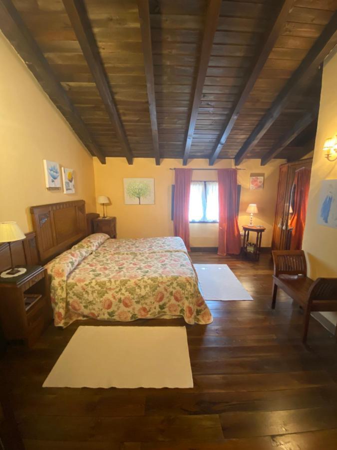 Casa Rural Dos Reales San Cristobal de Boedo Екстер'єр фото